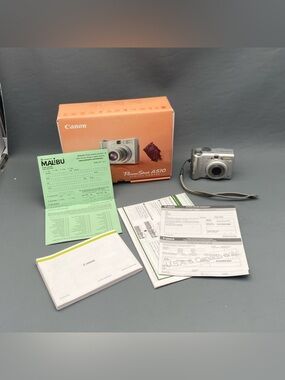 Canon PowerShot A520 4.0MP Camera - Silver 9715A001 Parts Or Not Working
